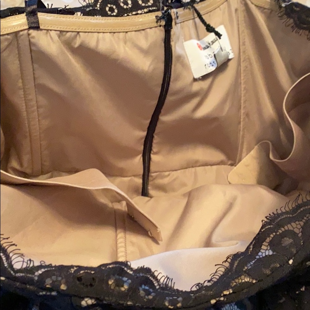 NWTs Robert Rodriguez Black Lace Dress - Picture 4 of 8